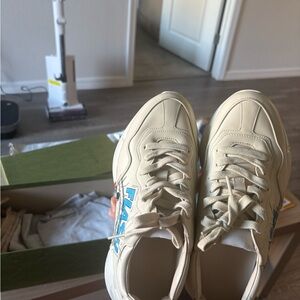Gucci sneakers white cream leather